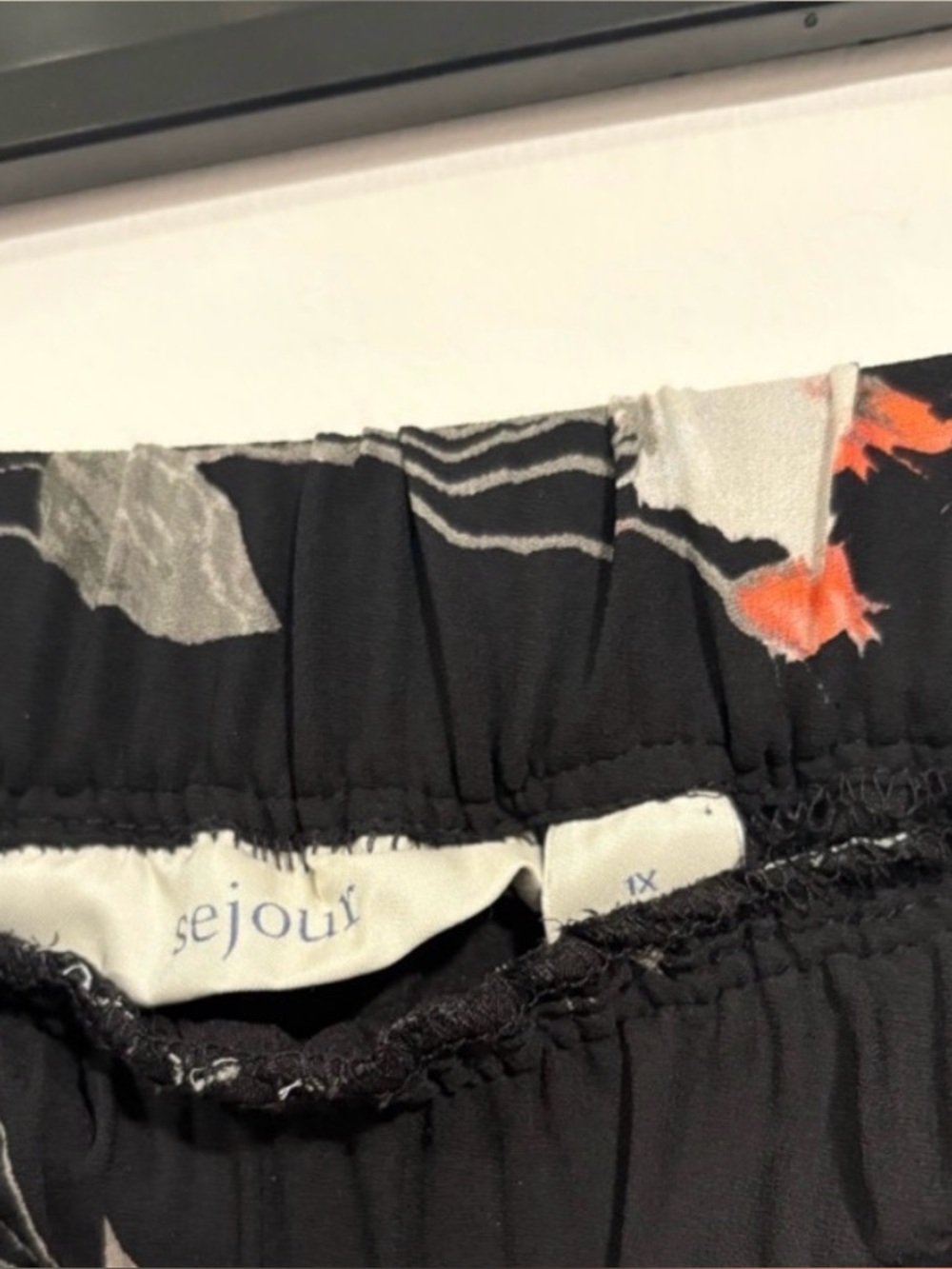 Sejour Black Floral Tiered Skirt with Coral and White Blooms - Picture 2 of 2